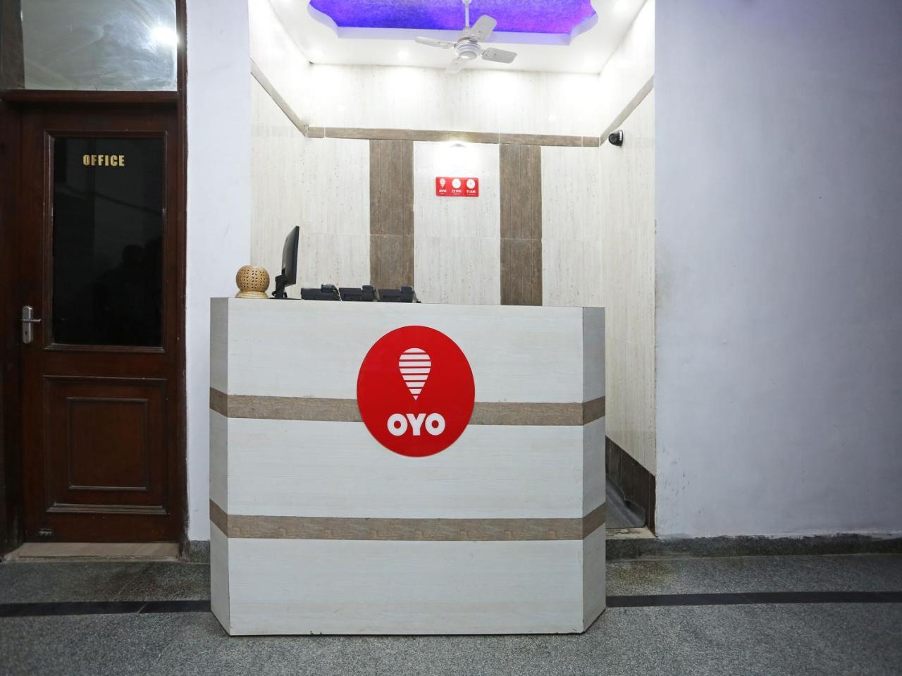Oyo 472 Hotel Sareen Nowe Delhi Zewnętrze zdjęcie