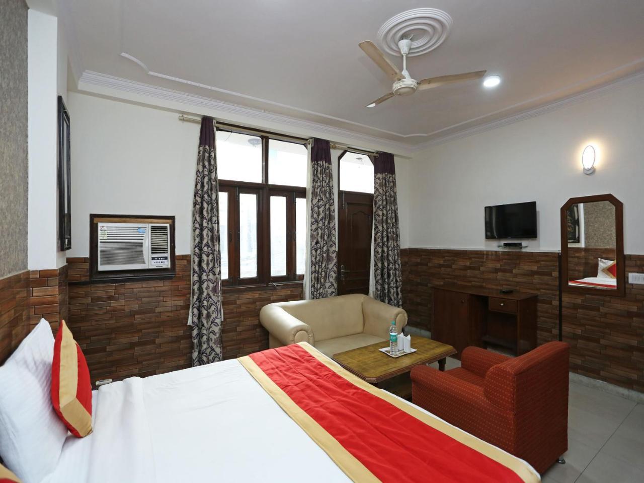 Oyo 472 Hotel Sareen Nowe Delhi Zewnętrze zdjęcie
