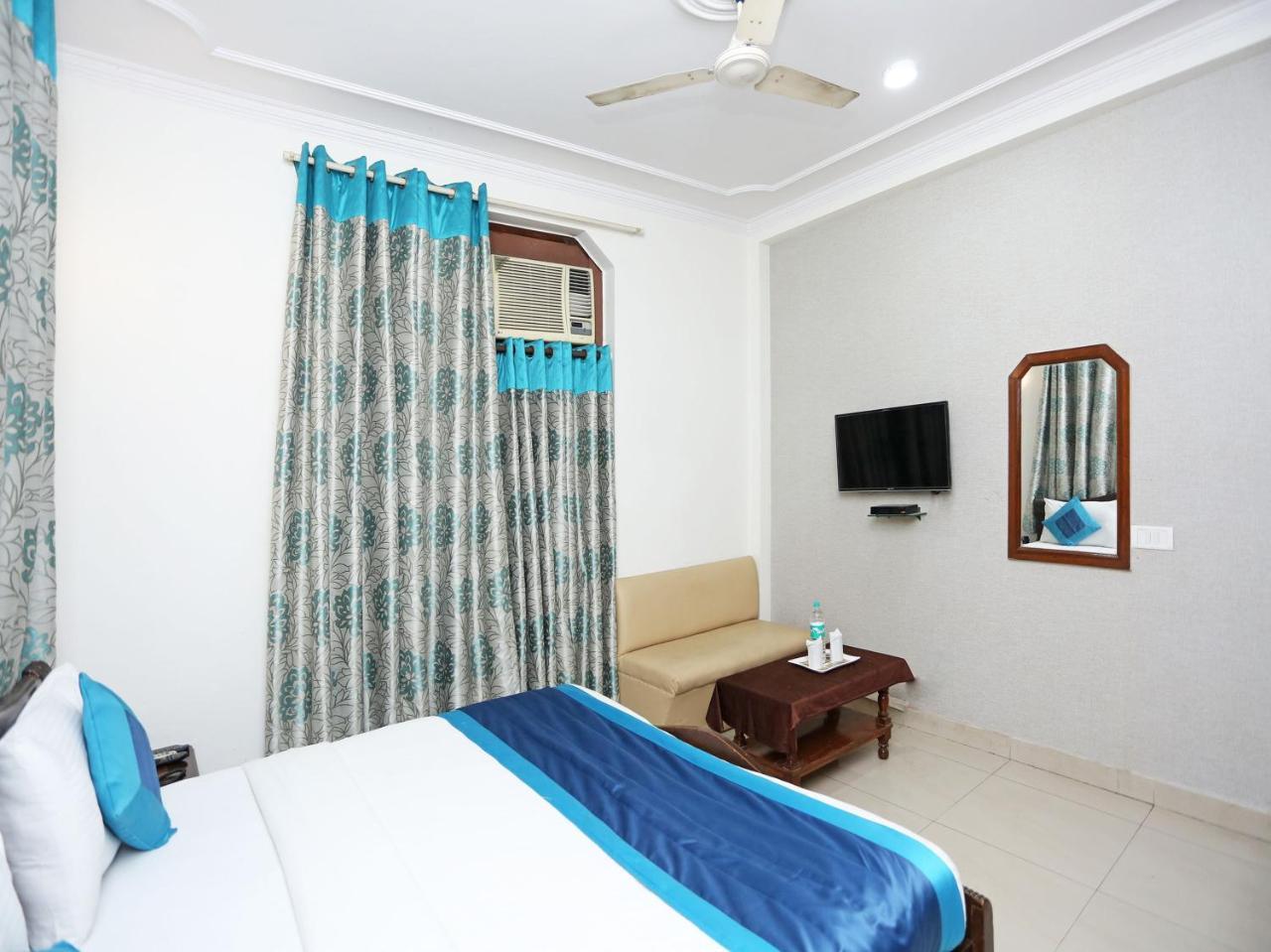 Oyo 472 Hotel Sareen Nowe Delhi Zewnętrze zdjęcie