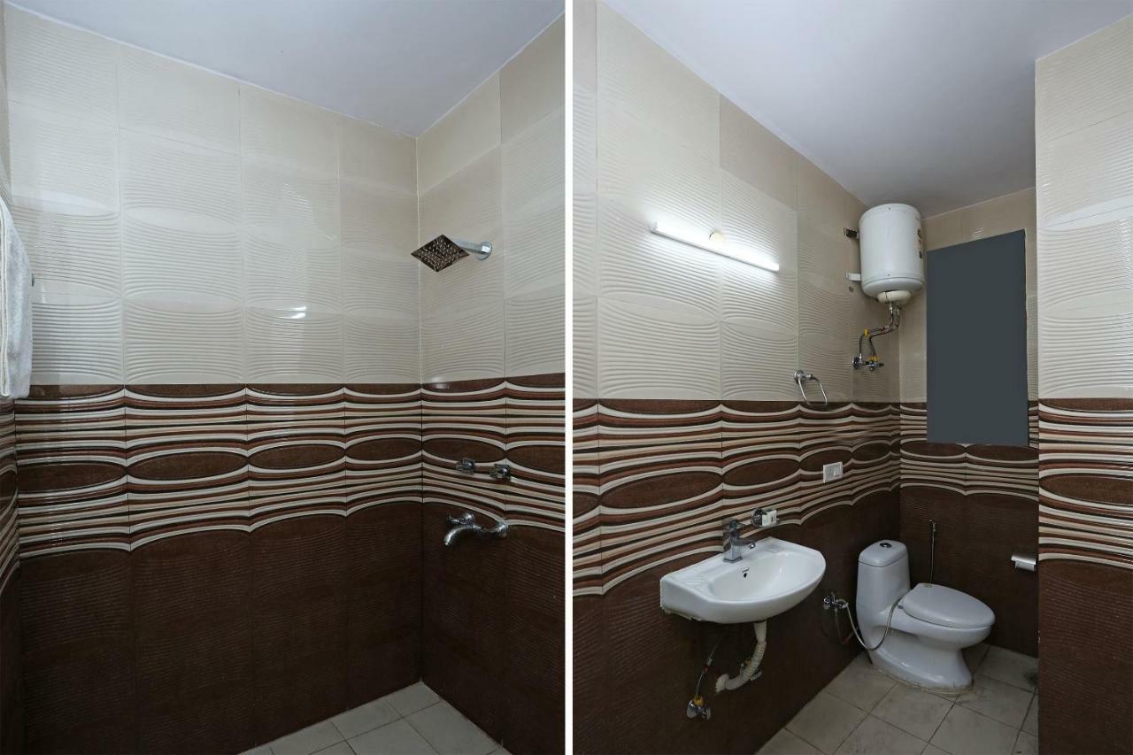 Oyo 472 Hotel Sareen Nowe Delhi Zewnętrze zdjęcie